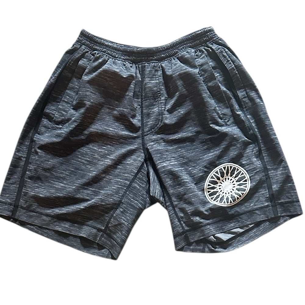 Lululemon Men’s Gray Athletic Shorts Drawstring Waist Performance